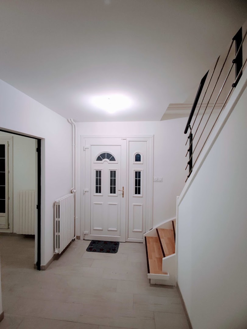 REN9 — Photos 7